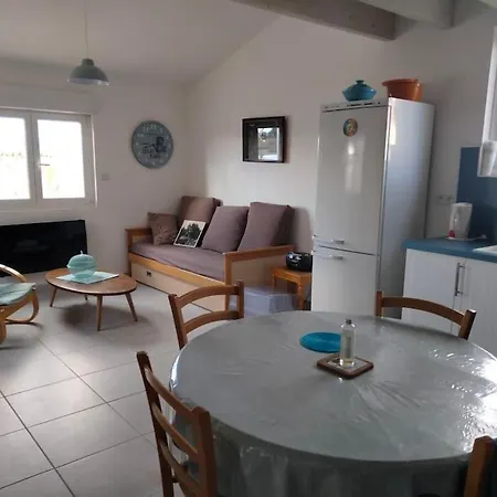La Casote Du Pecheur Bord D'etang 9 Personnes Clim Holiday home Le Barcares